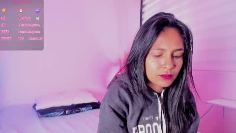 Snapshot of fernanda_liie_ chatting on 05-12-26, 01:52 fernanda_liie_ online show from 05-12-26, 01:52