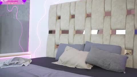 fernanda_thail_ online show from 04-01-26, 07:55