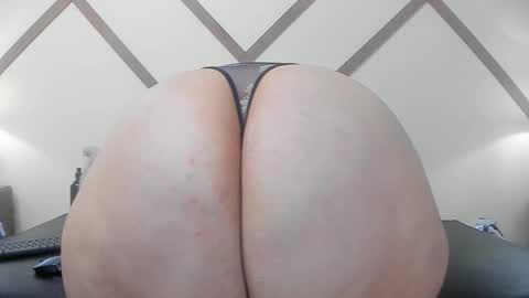 Fernandaclar online show from 04-08-26, 12:49