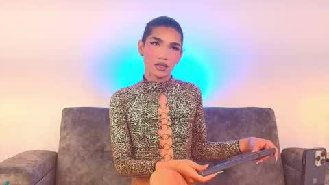 fernanda online show from 05-30-26, 04:09