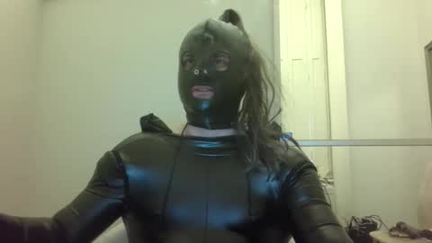 LauraWhy online show from 11-29-25, 11:57