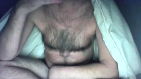 Snapshot of feyo123 chatting on 12-01-24, 08:20 Beachmancan online show from 12-01-24, 08:20