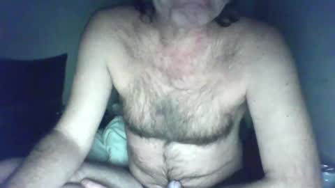 Snapshot of feyo123 chatting on 02-05-25, 02:40 Beachmancan online show from 02-05-25, 02:40