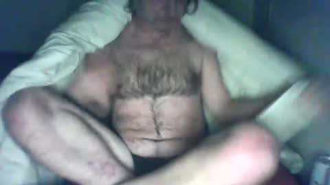 Snapshot of feyo123 chatting on 02-08-25, 02:15 Beachmancan online show from 02-08-25, 02:15