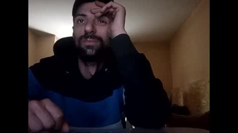 Raised in 90s online show from 05-02-26, 10:42