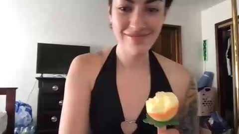 fgsammie online show from 10-19-25, 06:19