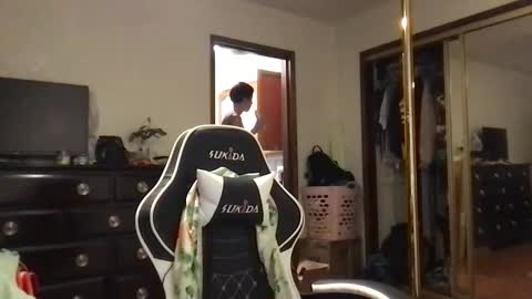 fgsammie online show from 10-26-25, 04:51