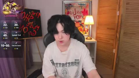 Snapshot of fiamoory chatting on 02-10-25, 01:24 fiamoory online show from 02-10-25, 01:24