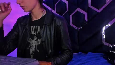   online show from 01-14-25, 03:15