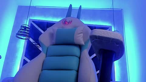   online show from 02-17-25, 05:53