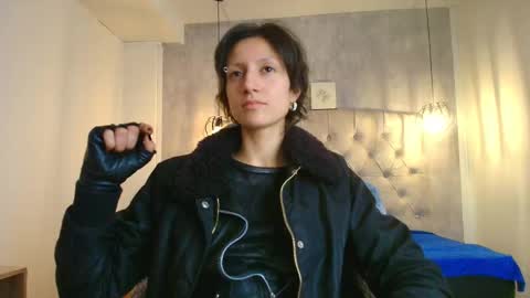   online show from 09-19-25, 12:06