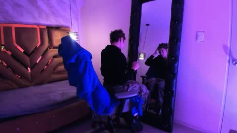   online show from 02-01-26, 12:15