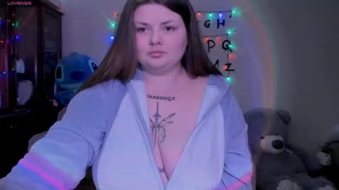 Evita online show from 04-30-26, 01:50