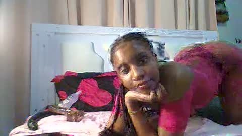 Snapshot of fierycaramel chatting on 06-11-26, 06:39 fierycaramel online show from 06-11-26, 06:39