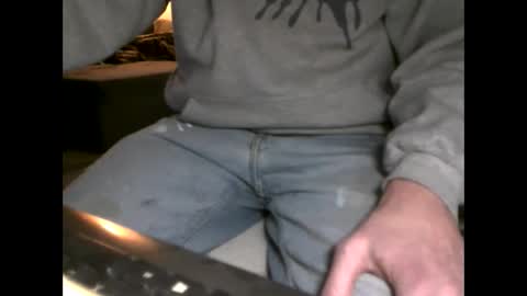 Snapshot of fifi010203 chatting on 01-27-25, 02:13 fifi010203 online show from 01-27-25, 02:13