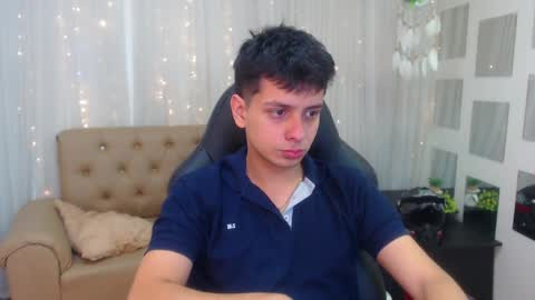 Filip David online show from 12-17-24, 01:49