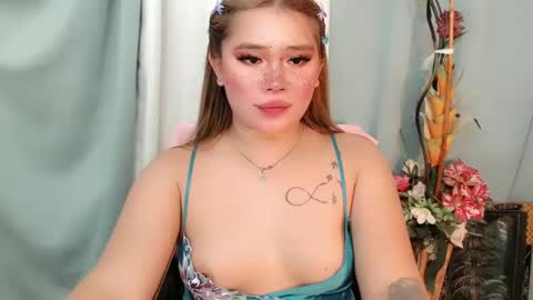 Snapshot of filipina_slutty69xxx chatting on 01-31-25, 07:08  Angela  DONT FORGET TO FOLLOW AND GIVE ME APPRECIATION online show from 01-31-25, 07:08