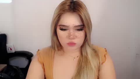 Snapshot of filipina_slutty69xxx chatting on 09-19-25, 02:35  Angela  DONT FORGET TO FOLLOW AND GIVE ME APPRECIATION online show from 09-19-25, 02:35