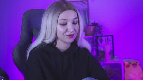 cap and Lana  online show from 12-21-24, 02:37