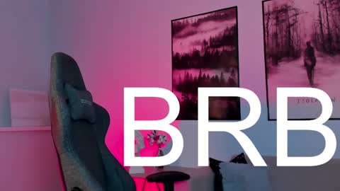 cap and Lana  online show from 02-22-25, 08:18