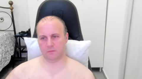 Snapshot of filippo12356 chatting on 06-11-26, 01:05 filippo12356 online show from 06-11-26, 01:05