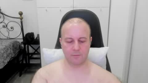 Snapshot of filippo12356 chatting on 07-14-26, 08:08 filippo12356 online show from 07-14-26, 08:08