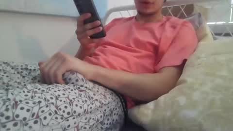 Snapshot of filkat1 chatting on 10-24-25, 04:58 filkat1 online show from 10-24-25, 04:58