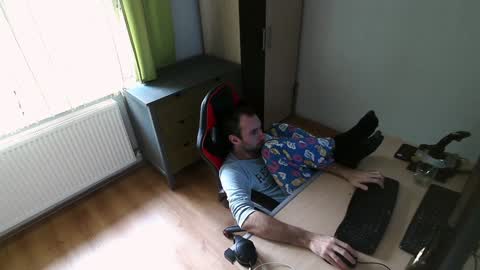 Jane and Findo online show from 01-25-25, 09:04