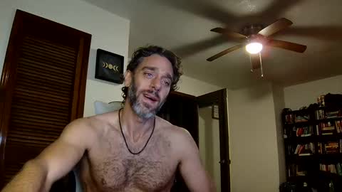 Snapshot of finnsage chatting on 10-31-25, 11:39 Finn Sage online show from 10-31-25, 11:39