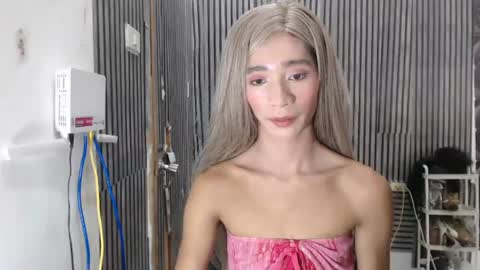 fiona908995 online show from 07-14-26, 10:32