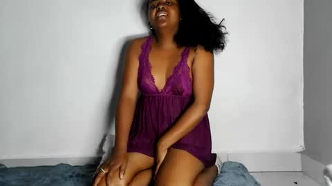 fiona_00 online show from 06-07-26, 02:59