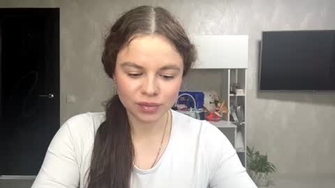 Snapshot of fionafaigin chatting on 07-03-26, 06:20 Lora online show from 07-03-26, 06:20