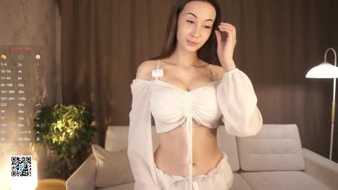 Emily online show from 05-04-26, 05:58