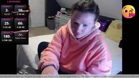 Snapshot of fionna_fineas chatting on 04-26-26, 06:27 Fionna online show from 04-26-26, 06:27