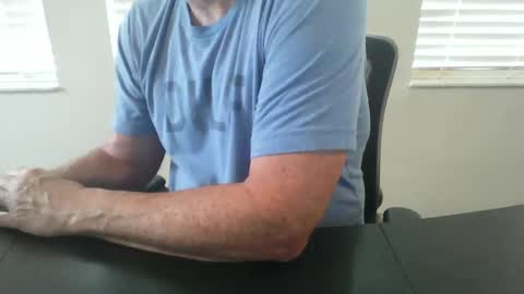 Snapshot of fire50800 chatting on 05-11-26, 12:33 USAUSA online show from 05-11-26, 12:33