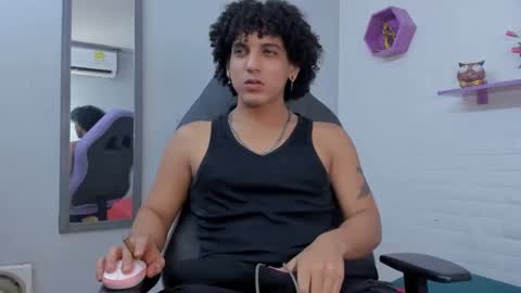 Snapshot of fire_boy69 chatting on 09-16-25, 09:27 fire_boy69 online show from 09-16-25, 09:27