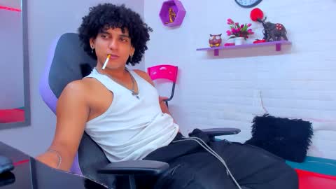 Snapshot of fire_boy69 chatting on 09-27-25, 08:25 fire_boy69 online show from 09-27-25, 08:25