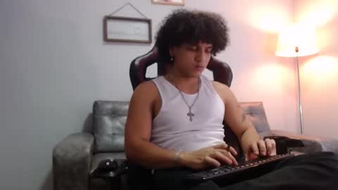 Snapshot of fire_boy69 chatting on 10-11-25, 01:16 fire_boy69 online show from 10-11-25, 01:16