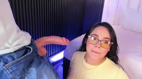 Snapshot of firedollx chatting on 04-24-26, 04:37 Firedoll online show from 04-24-26, 04:37