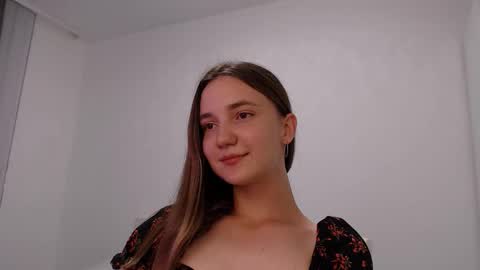 Snapshot of fireflies_fly_ chatting on 09-13-25, 06:51 fireflies_fly_ online show from 09-13-25, 06:51