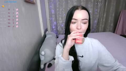 Snapshot of first_day_ chatting on 02-16-25, 05:15 ALICESTEVEVECTOR pvt open online show from 02-16-25, 05:15