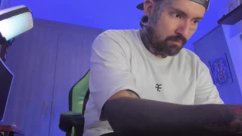 fisherrman666 online show from 11-13-25, 02:21