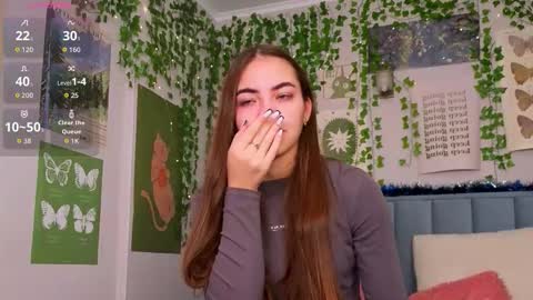 Ashle online show from 12-23-25, 04:10