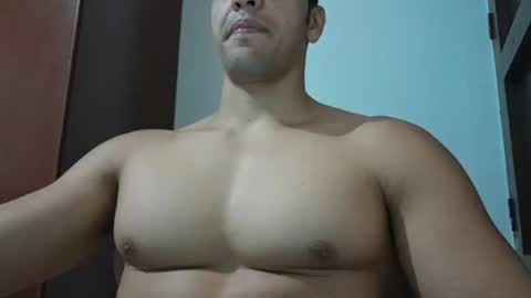 fitchestabs_69 online show from 04-17-26, 09:29