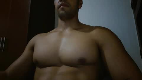 fitchestabs_69 online show from 04-26-26, 09:01