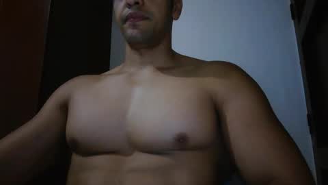 fitchestabs_69 online show from 04-30-26, 07:53