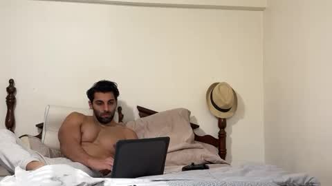 fitcurvyman4fun_69 online show from 01-15-26, 06:00