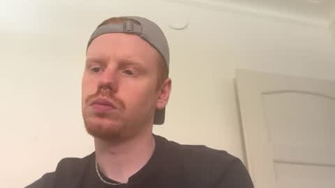 Snapshot of fitgingerguyy chatting on 07-05-26, 11:17 fitgingerguyy online show from 07-05-26, 11:17