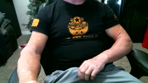 fitguy40 online show from 01-07-26, 09:50