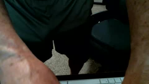 fitguy40 online show from 04-11-26, 03:55